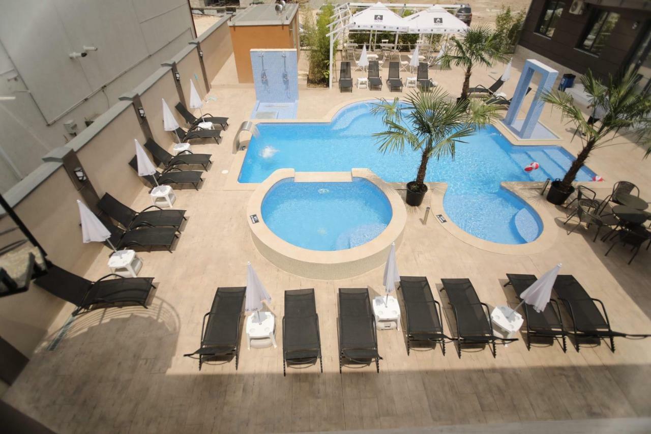 Hotel Dedal Navodari Exterior photo